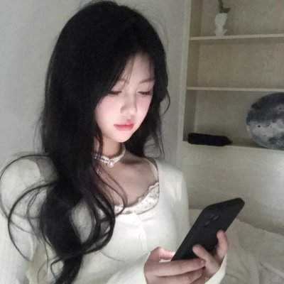 白衣侠女